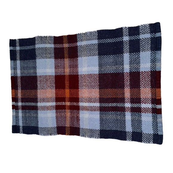 Three 22x32 Multicolored Plaid Throw Rugs. Great Colors For Fall/Autumn/Winter. - Picture 7 of 11
